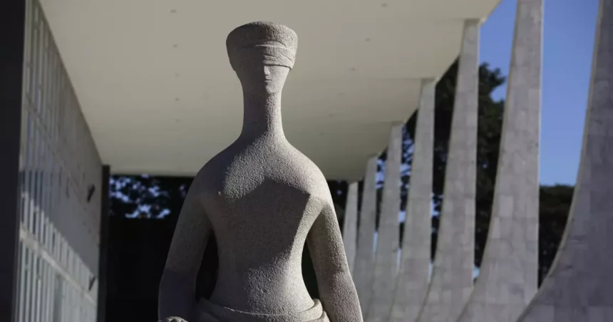 Análise: STF dobra aposta e exibe força política