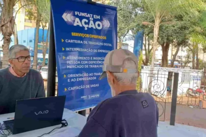 Na praça Ary Coelho, feirão oferece mais de 200 vagas de emprego em rede de supermercados