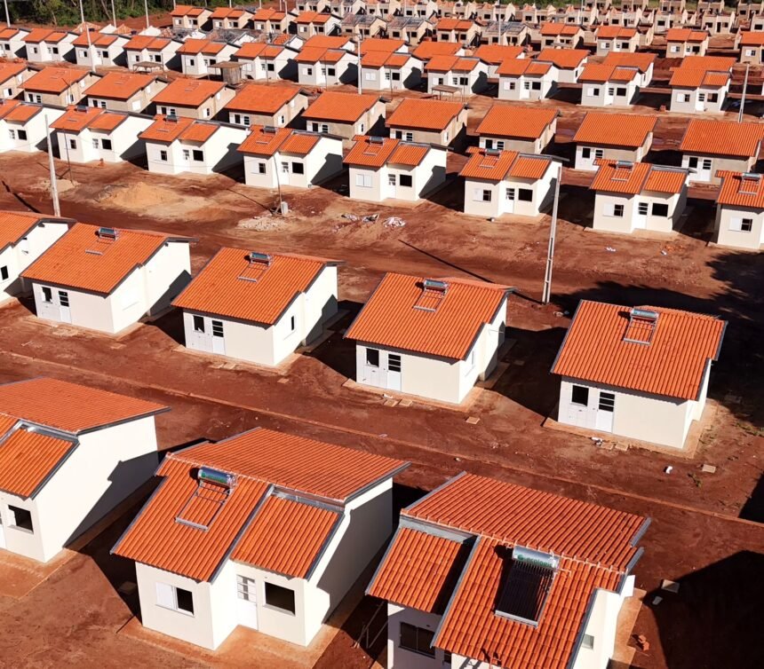 Lula investe R$ 29 milhões em moradia popular em Dourados