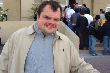 Homenagem a Gu: que as flores se tornem ajuda a quem mais precisa