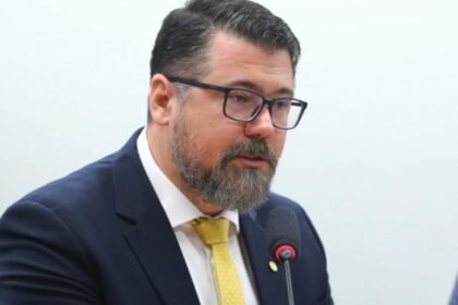 Pollon avança na Câmara e regulamenta profissão de armeiros em defesa da segurança pública