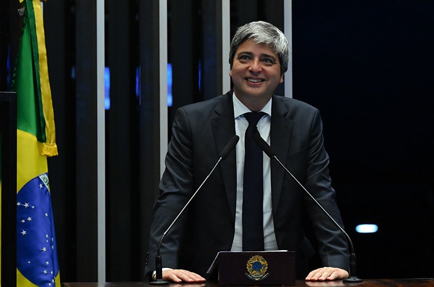 Lei destina R$ 30 bilhões para projetos de defesa nacional