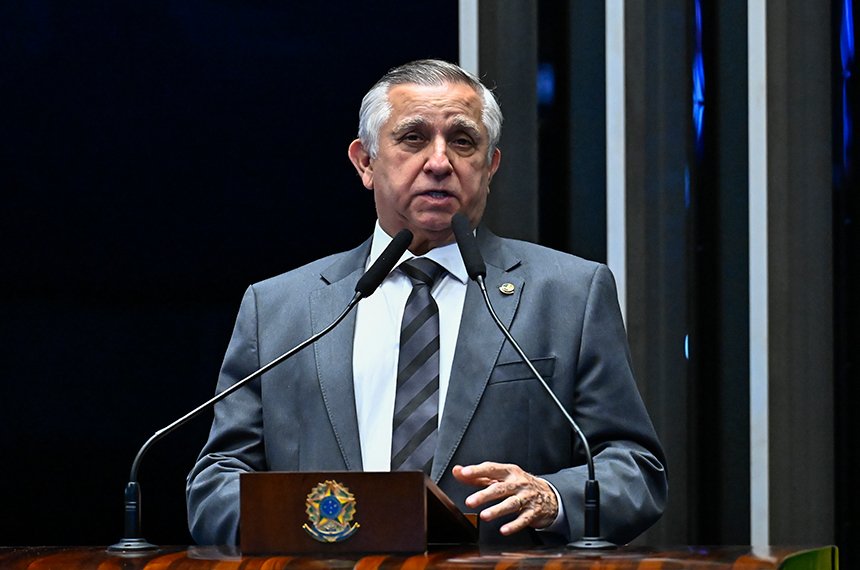 Izalci Lucas defende educação profissional para reduzir a violência no país