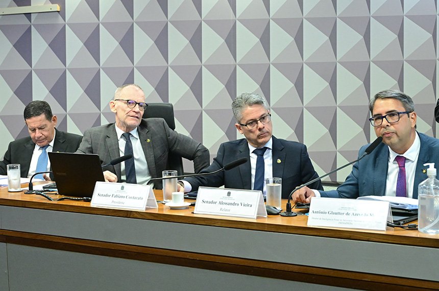 CPI: senadores ouvem diretor de Inteligência Penal e pedem mais dados sobre presídios