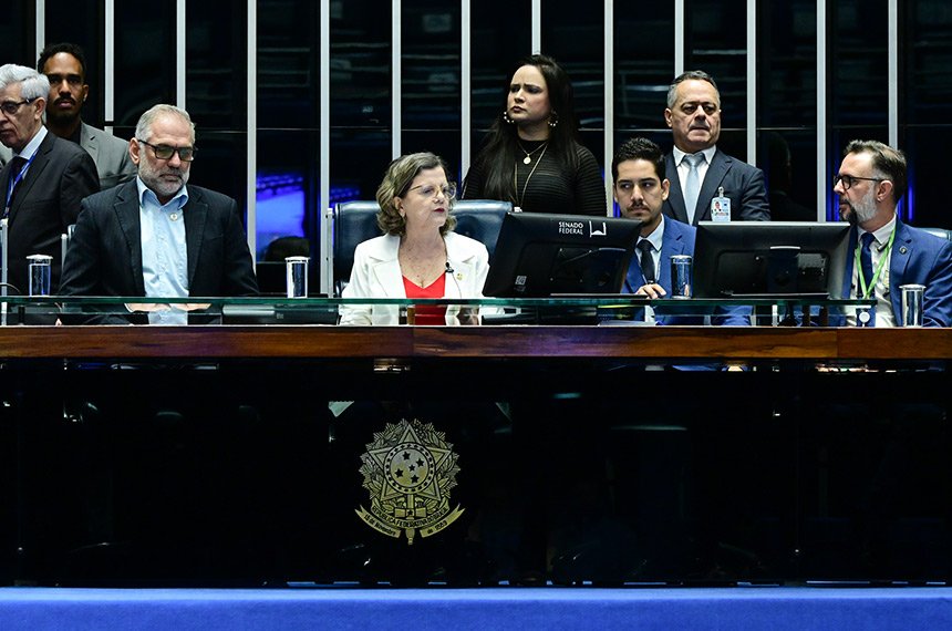 Sessão destaca papel do cooperativismo diante de desafios sociais e climáticos