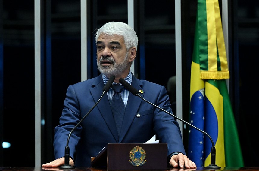 Humberto diz que STF agiu corretamente ao manter prisão de Bolsonaro