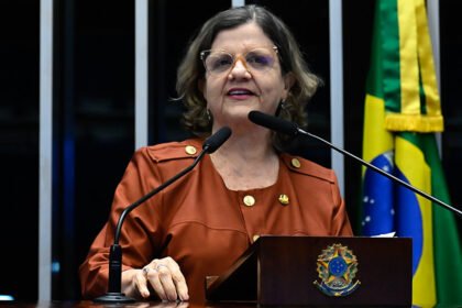 Teresa Leitão aplaude isenção do Imposto de Renda e defende fim da escala 6×1