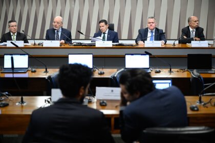 Quatro indicados a embaixadas do Brasil são aprovados pela CRE