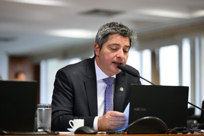 Projeto que torna crime o bloqueio de ruas com barricadas vai ao Plenário