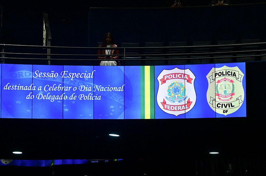 Delegados pedem investimentos na segurança e valorização da carreira