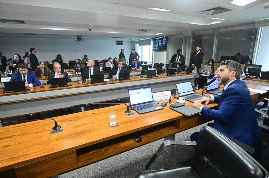 Vai ao Plenário selo para projetos de engenharia em bairros de baixa renda