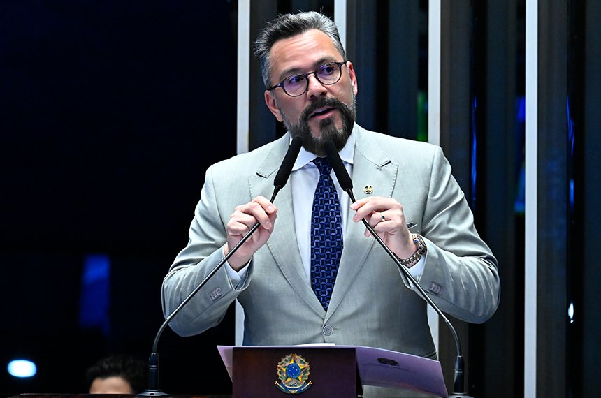 Alan Rick defende projeto que autoriza parcerias privadas para trabalho de presos