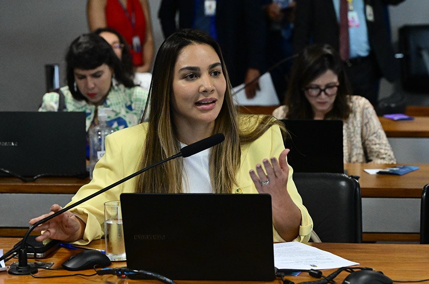 CAS aprova regulamentação definitiva da licença-paternidade com salário integral