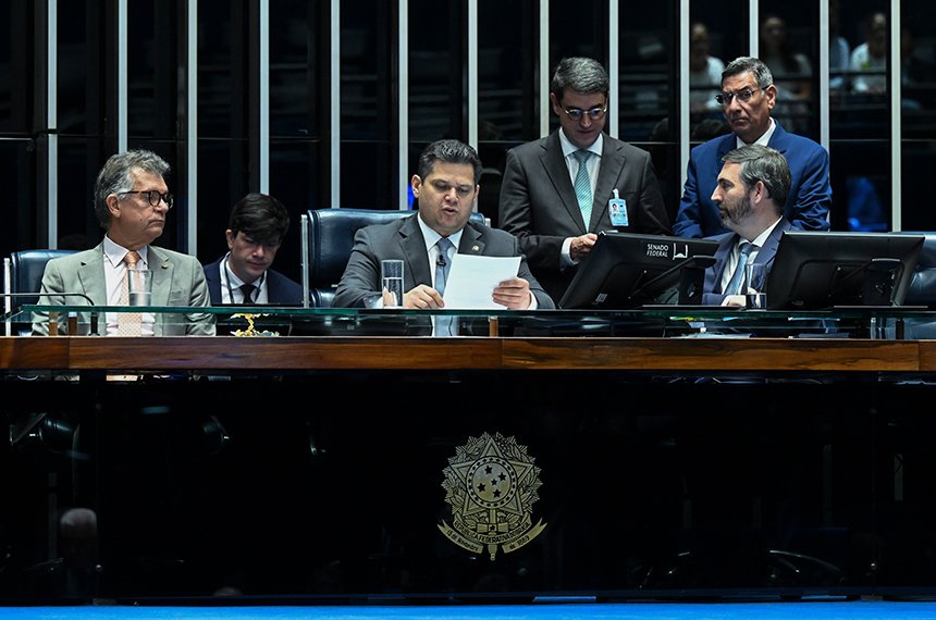 Volta à Câmara liberação de recursos do Fundo Social para saúde e educação