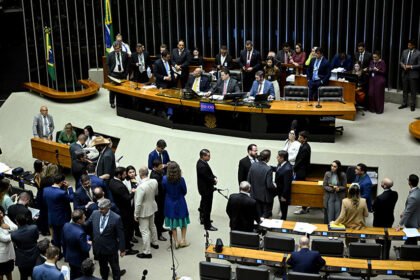 Congresso insere artigo sobre fóruns na lei do Sistema Nacional de Educação