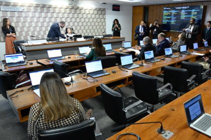 CE aprova inclusão de peixe na alimentação escolar; proposta vai à Câmara