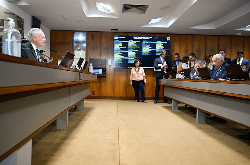 Comissão aprova adesão do Brasil a Fundo Multilateral de Investimentos, do BID