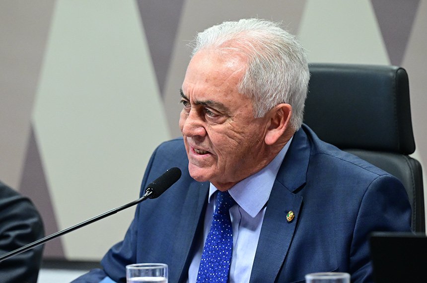 CCJ adia análise de nova Lei do Impeachment; Plenário debaterá em 2026