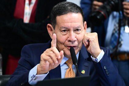 Senado avança em política nacional de proteção digital para serviços públicos