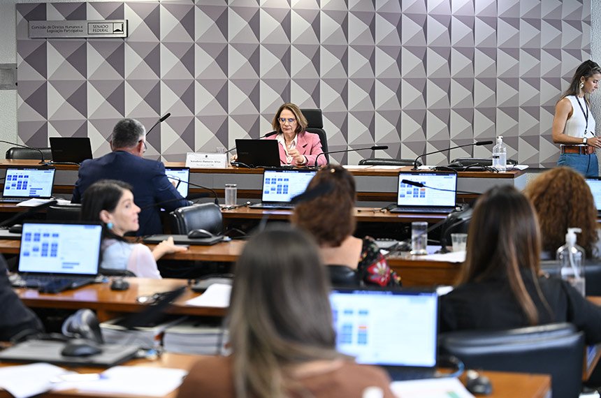 CDH aprova direito a autistas e alérgicos de levar sua comida a restaurantes