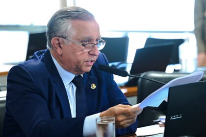 CCJ aprova transferência de policiais judiciais para área de apoio especializado