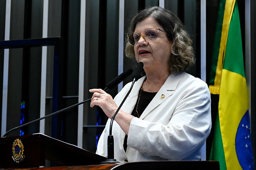 Teresa Leitão destaca expansão de rede de cursinhos populares