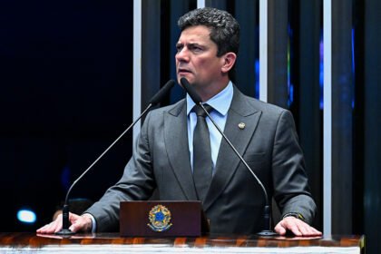 Moro critica Gilmar Mendes na questão do impeachment de ministros do STF
