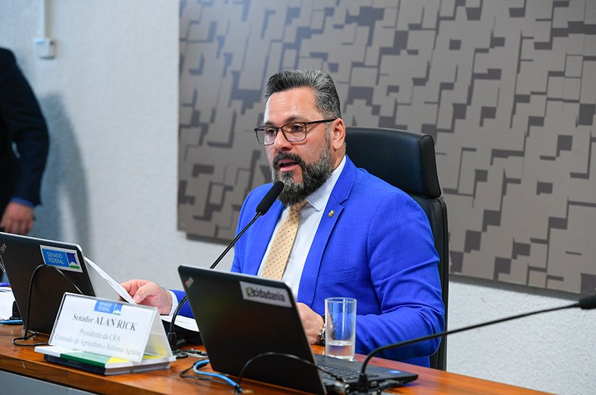 Lei que reconhece a profissão de multimídia é sancionada