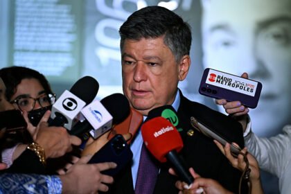 Carlos Viana pede prorrogação da CPMI do INSS