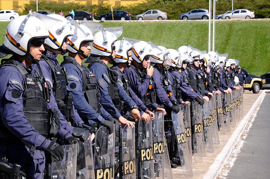 Lula rejeita unificar limite de idade em concursos para policiais e bombeiros