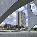 Presidente Lula sanciona reajuste para servidores do Legislativo com vetos