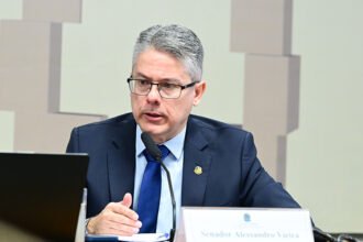 CPI do Crime Organizado ouve diretor-geral da Meta no Brasil