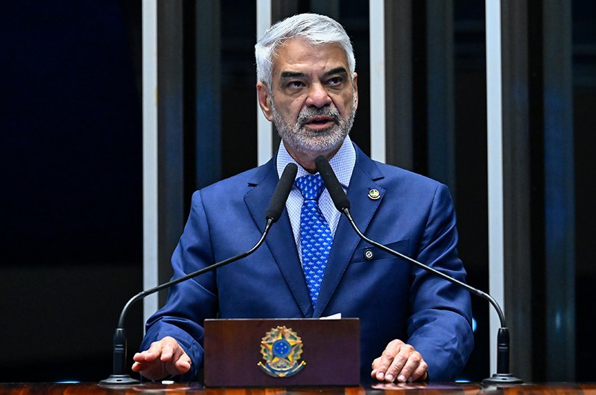Humberto Costa defende realizações do governo Lula em 2025